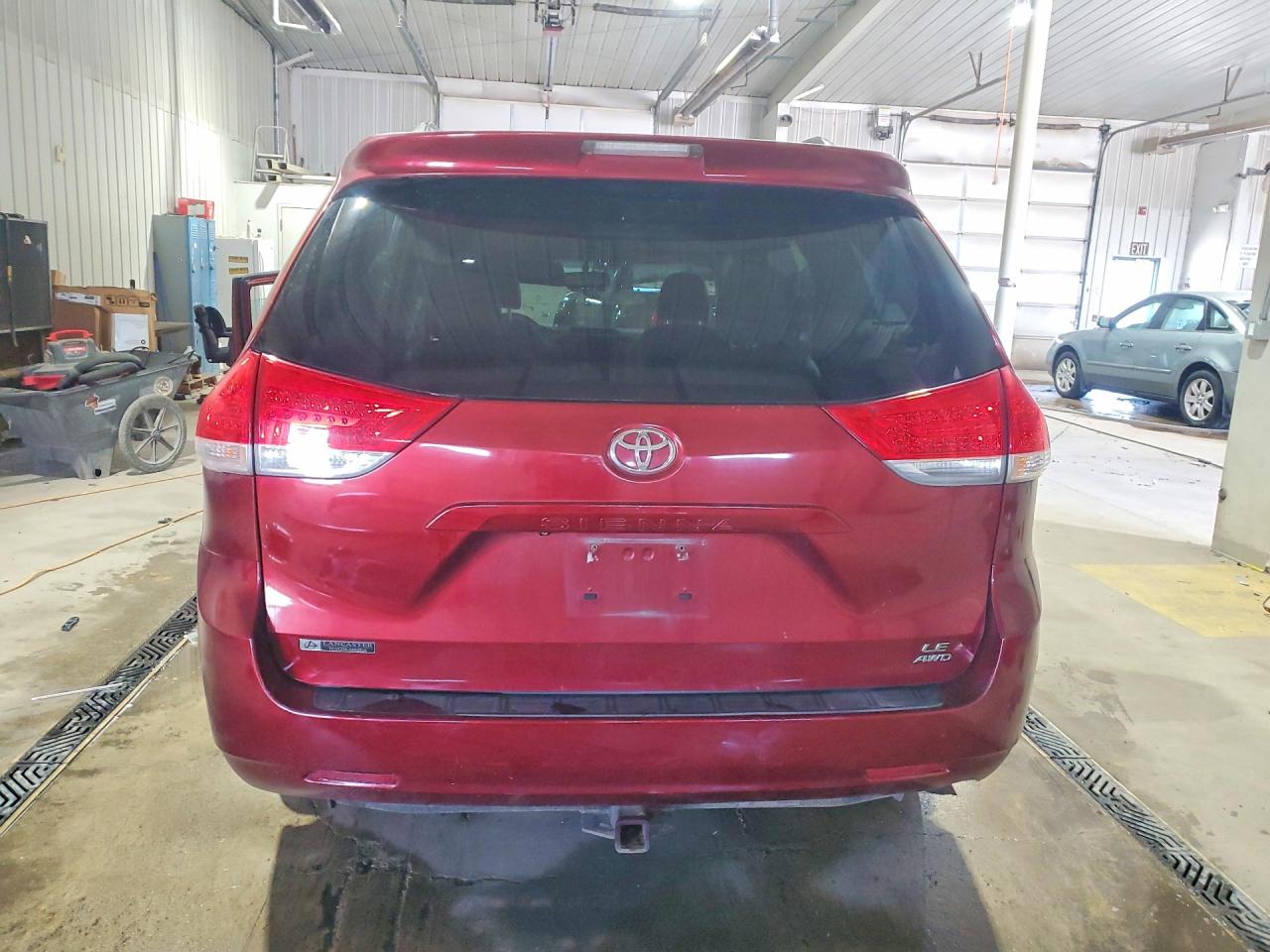 2012 Toyota Sienna Le Burgundy vin: 5TDJK3DC4CS030186