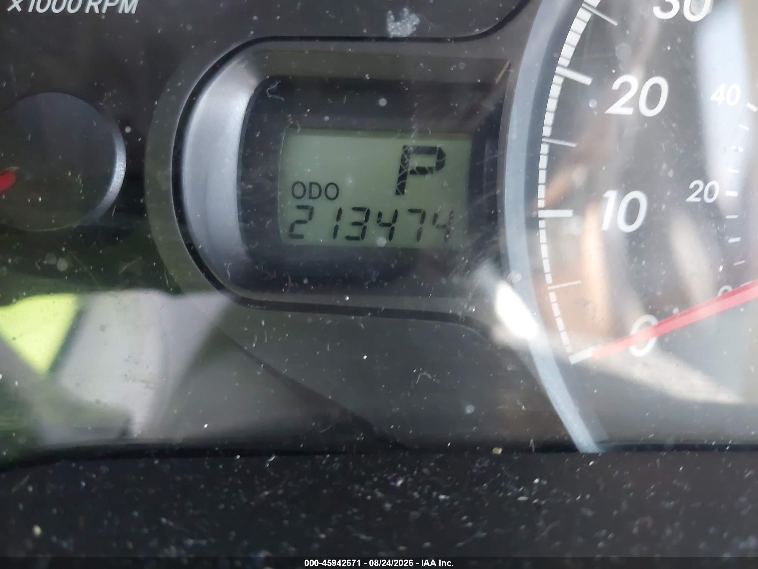 2014 Toyota Sienna Le 7 Passenger Silver vin: 5TDJK3DC4ES081559