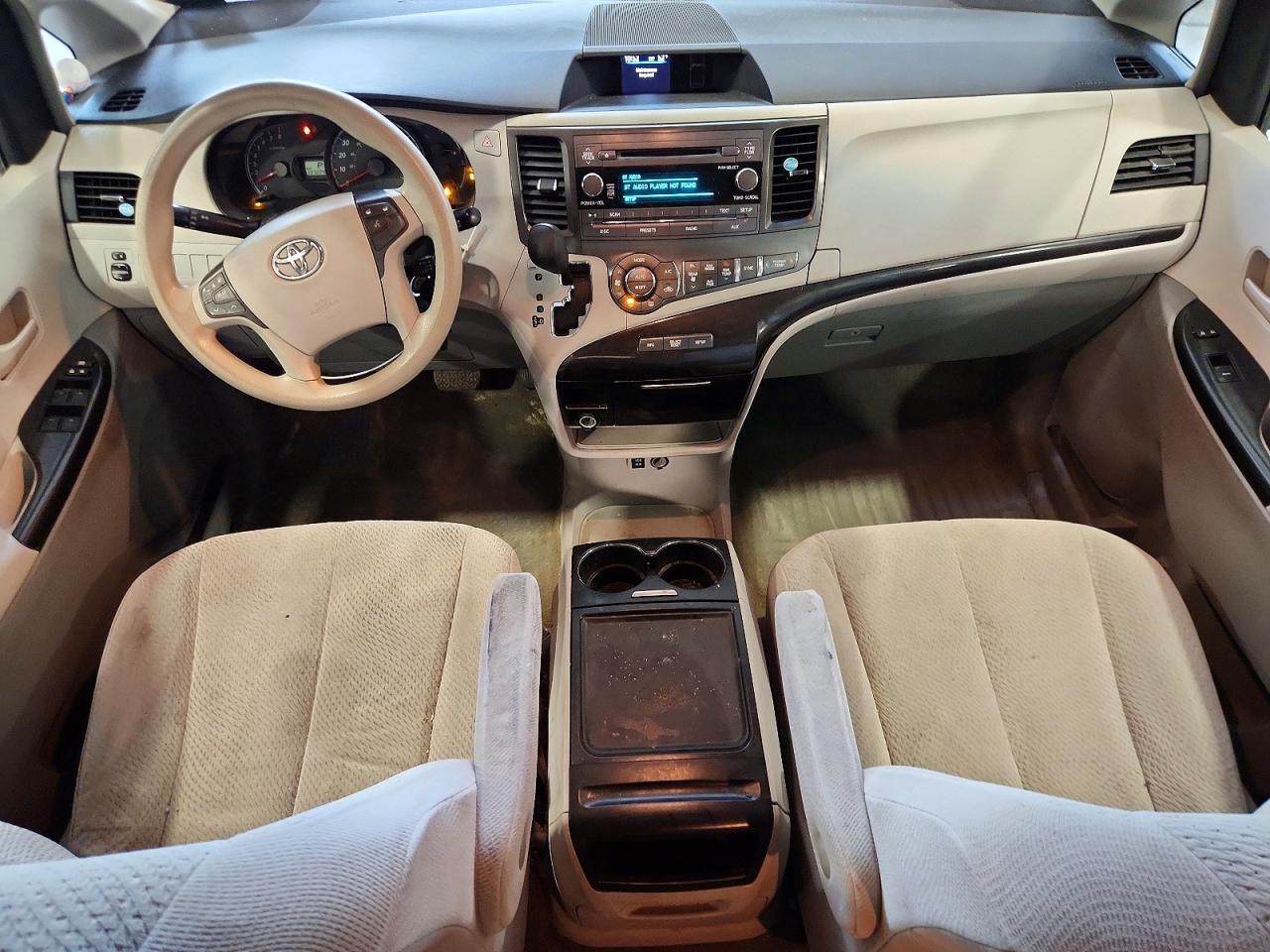 2014 Toyota Sienna Le Blue vin: 5TDJK3DC4ES090925