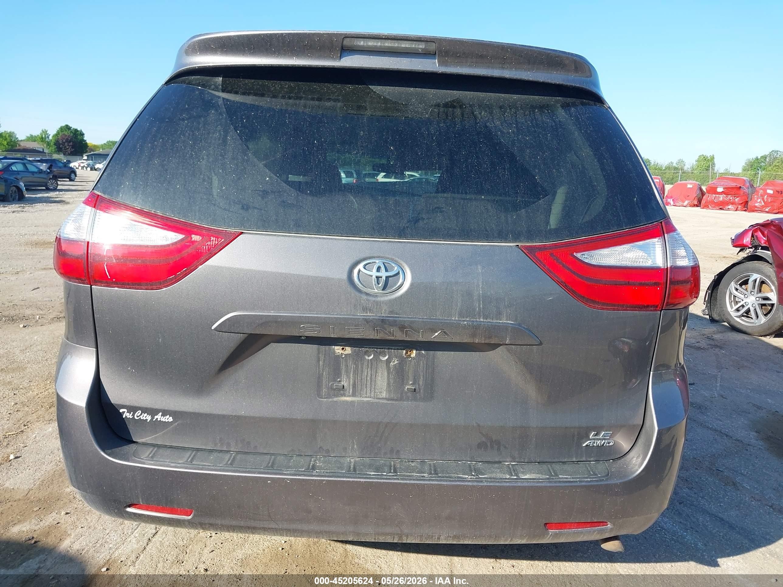 2015 Toyota Sienna Le 7 Passenger Серый vin: 5TDJK3DC5FS106437