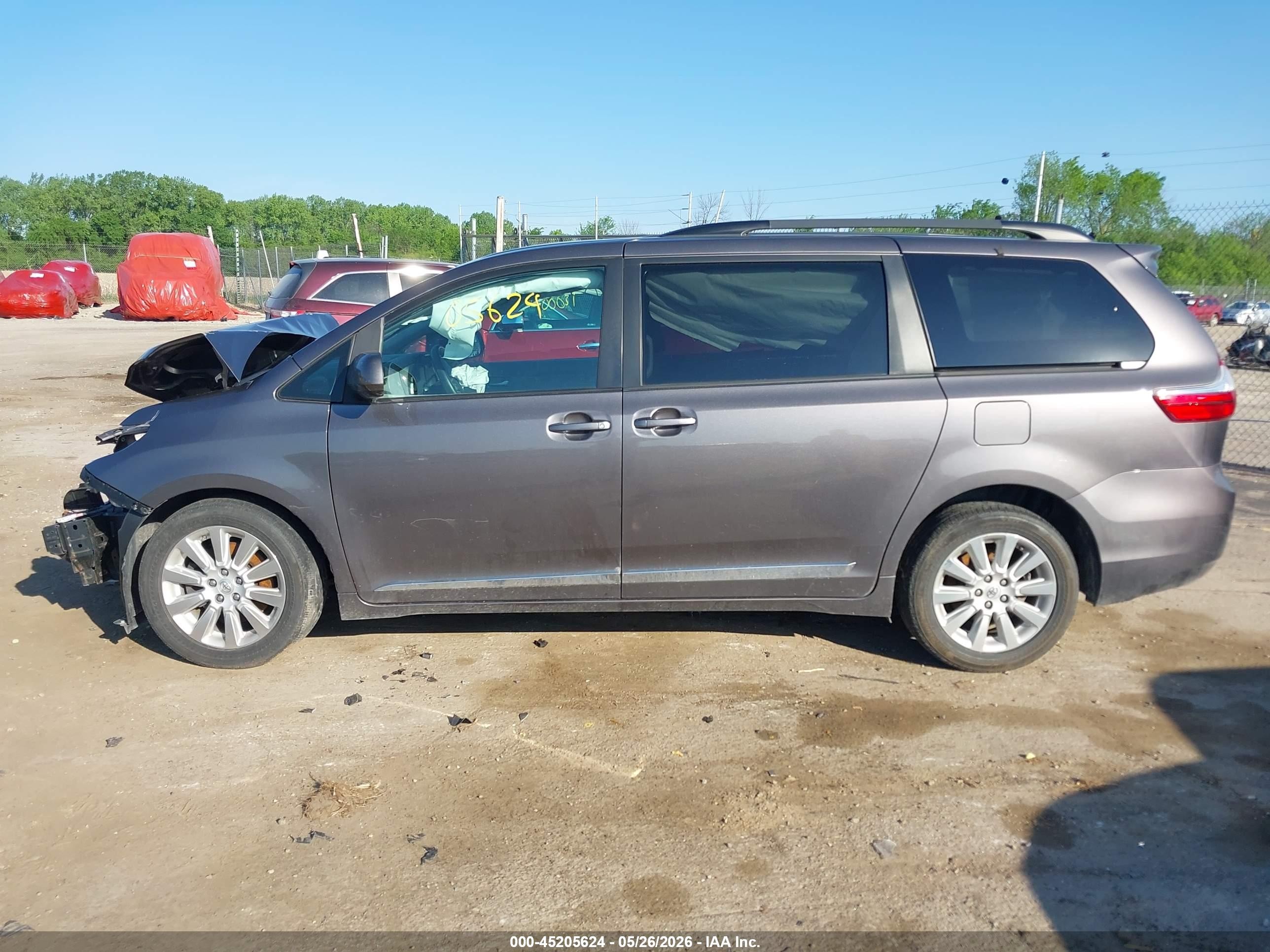 2015 Toyota Sienna Le 7 Passenger Серый vin: 5TDJK3DC5FS106437