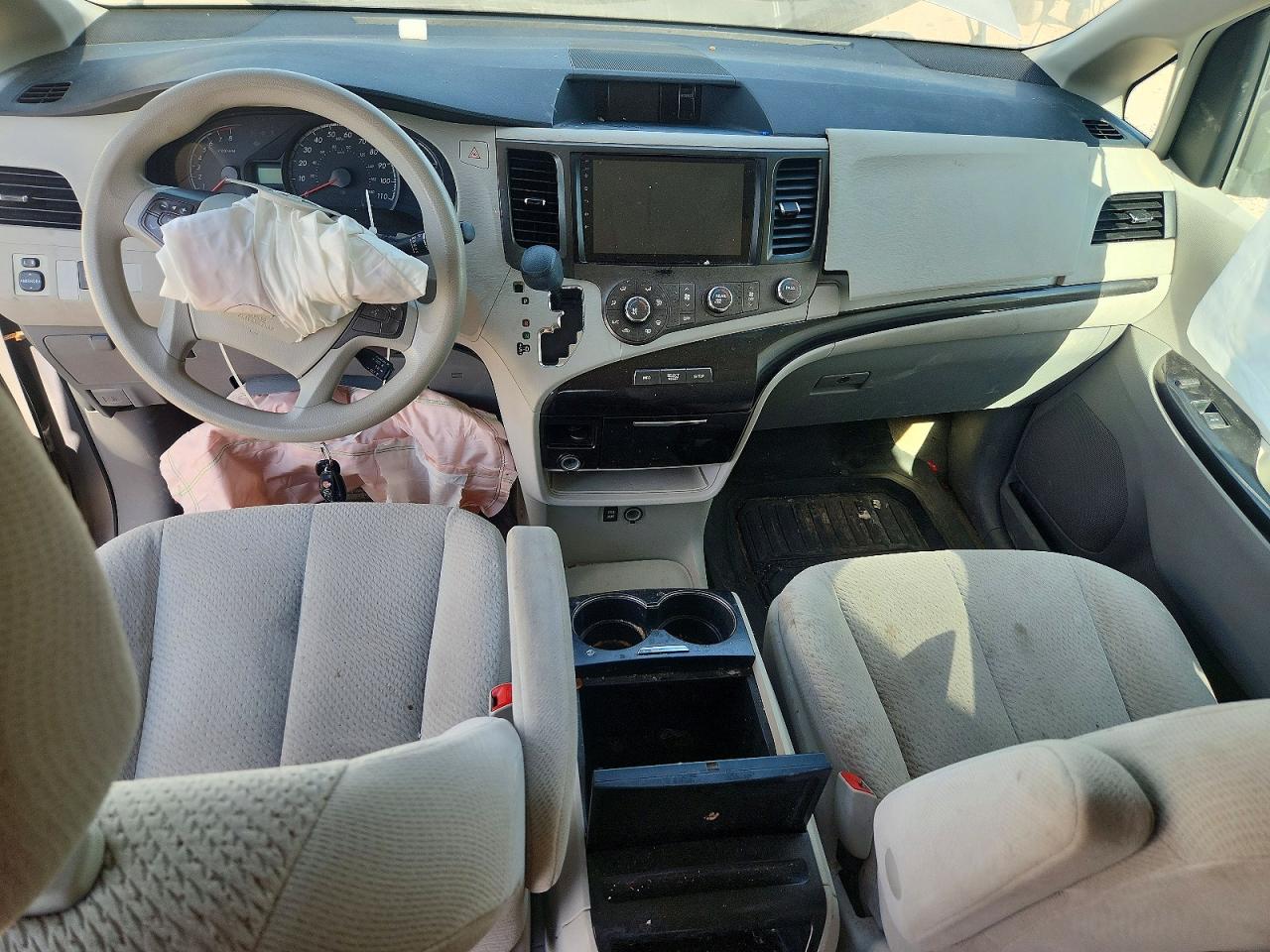 2012 Toyota Sienna Le Gray vin: 5TDJK3DC6CS046602