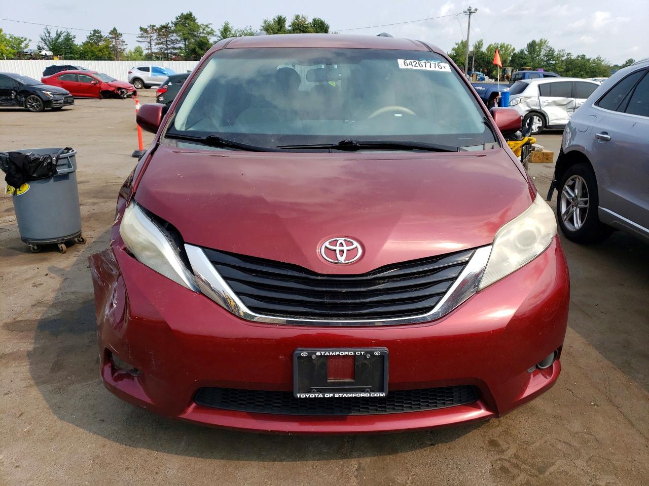 2014 Toyota Sienna Le Темно-бордовый vin: 5TDJK3DC6ES089226