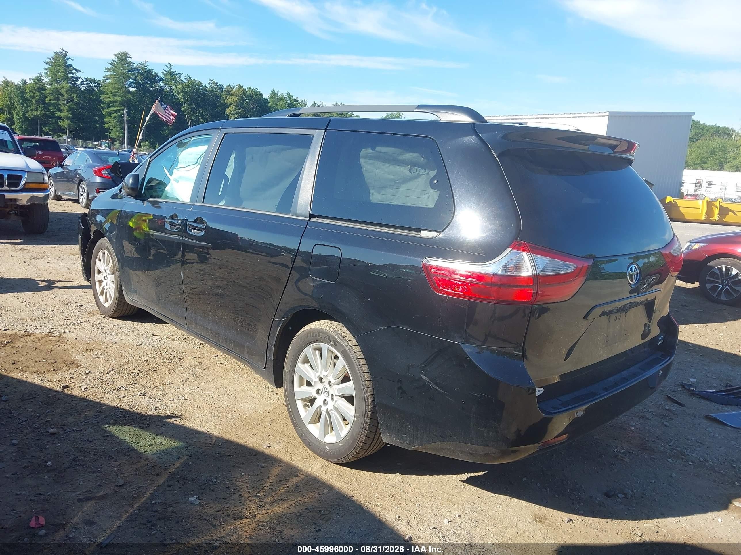 2015 Toyota Sienna Le 7 Passenger Black vin: 5TDJK3DC6FS126759