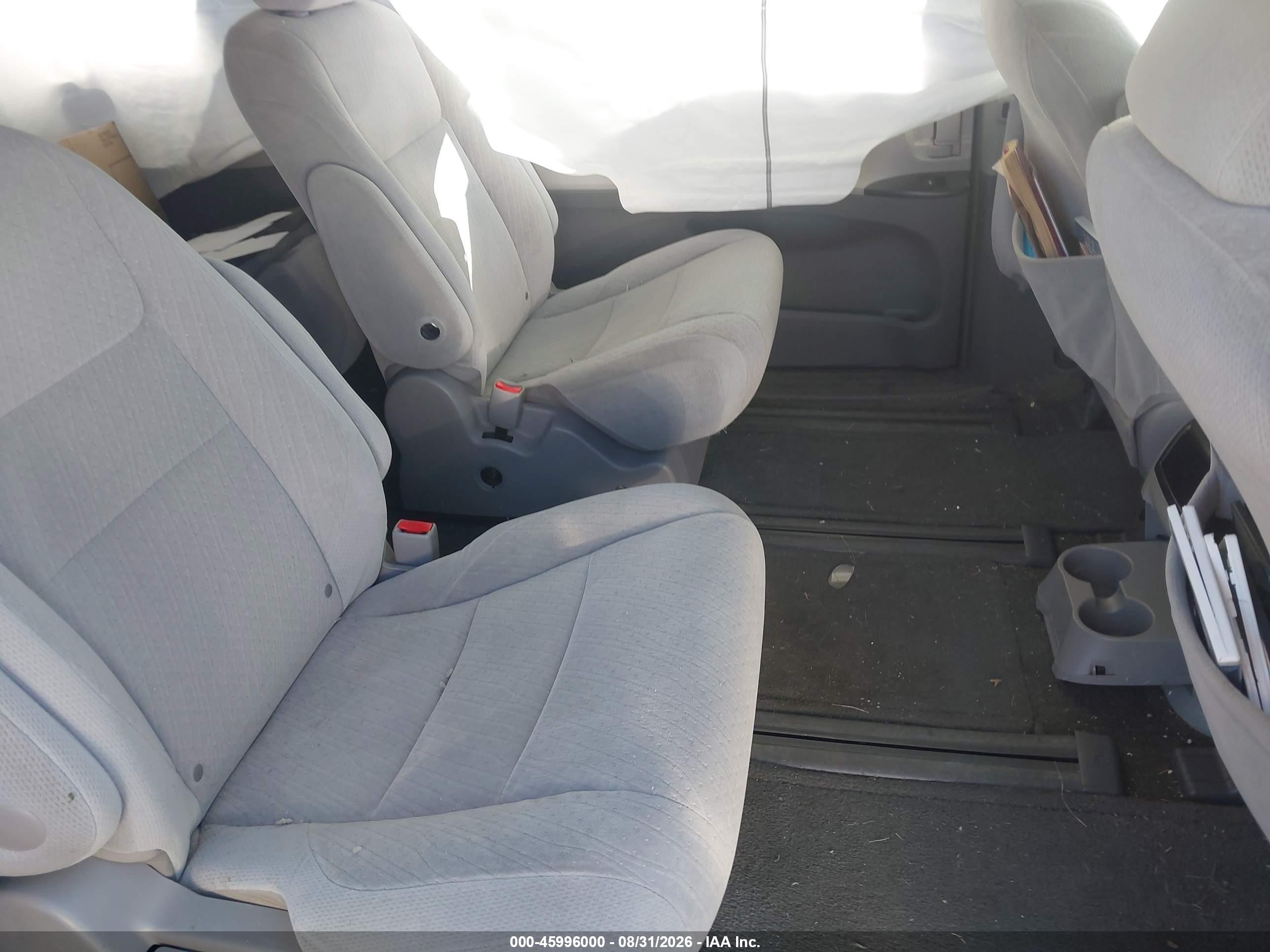 2015 Toyota Sienna Le 7 Passenger Black vin: 5TDJK3DC6FS126759