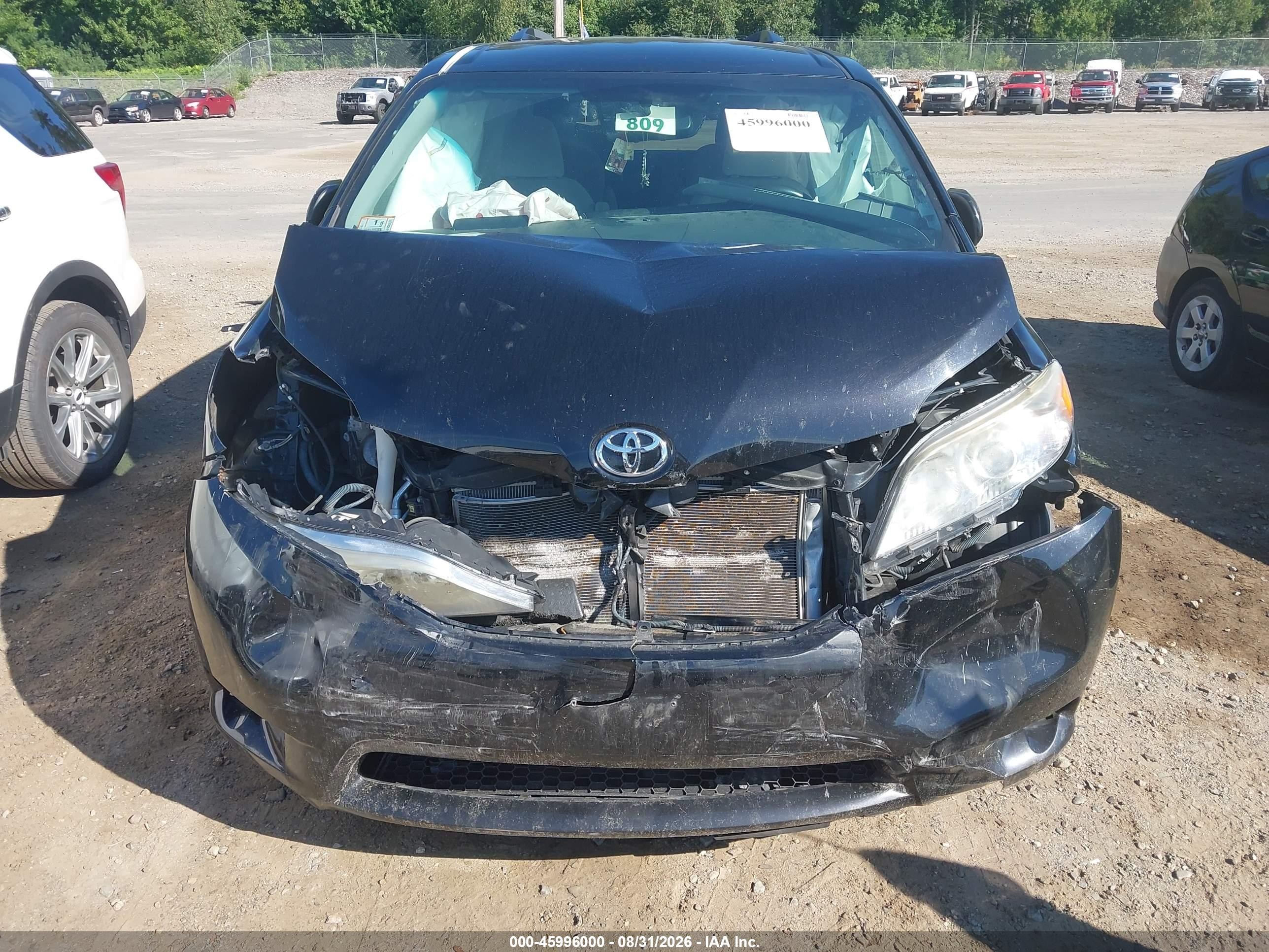 2015 Toyota Sienna Le 7 Passenger Black vin: 5TDJK3DC6FS126759