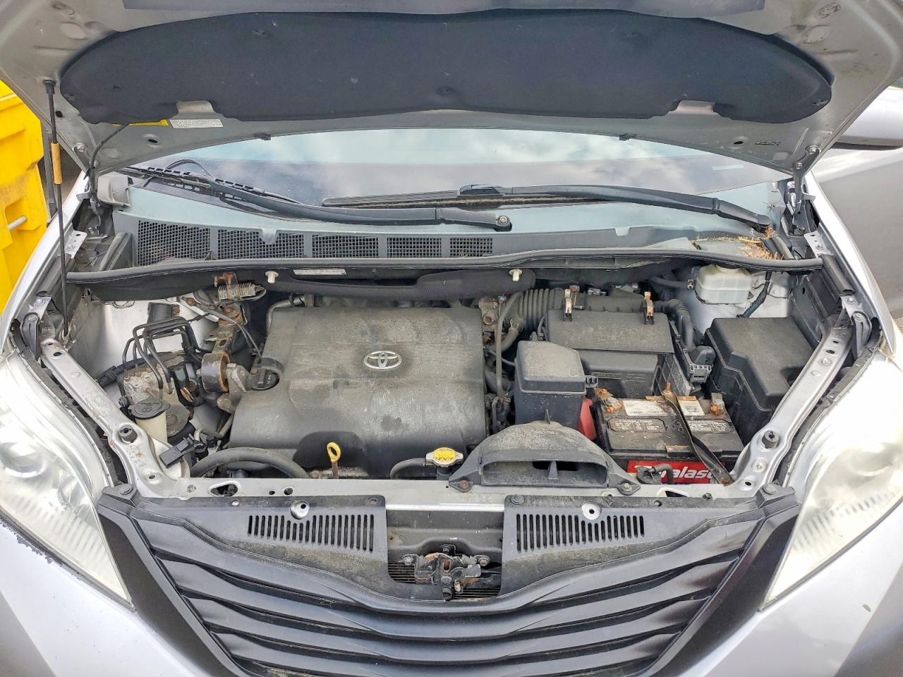 2013 Toyota Sienna Le Silver vin: 5TDJK3DC7DS055259