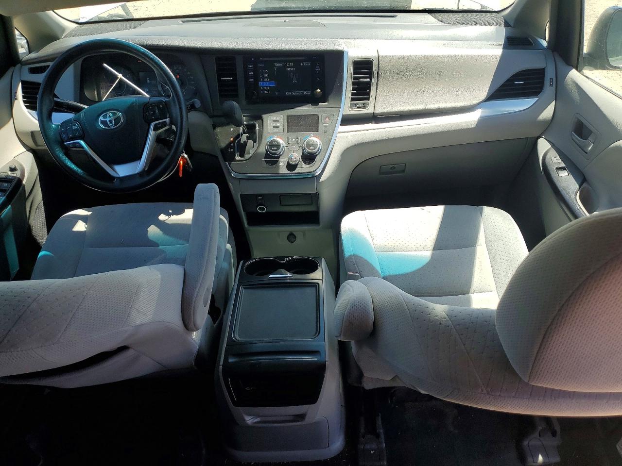 2015 Toyota Sienna Le Белый vin: 5TDJK3DC7FS123174