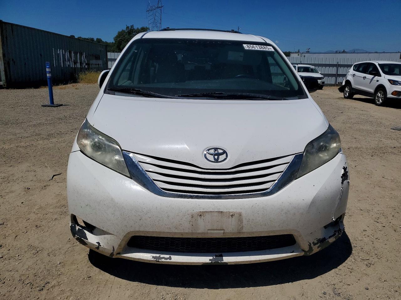 2015 Toyota Sienna Le Белый vin: 5TDJK3DC7FS123174