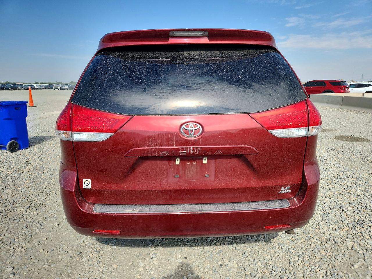 2013 Toyota Sienna Le Red vin: 5TDJK3DC8DS050149