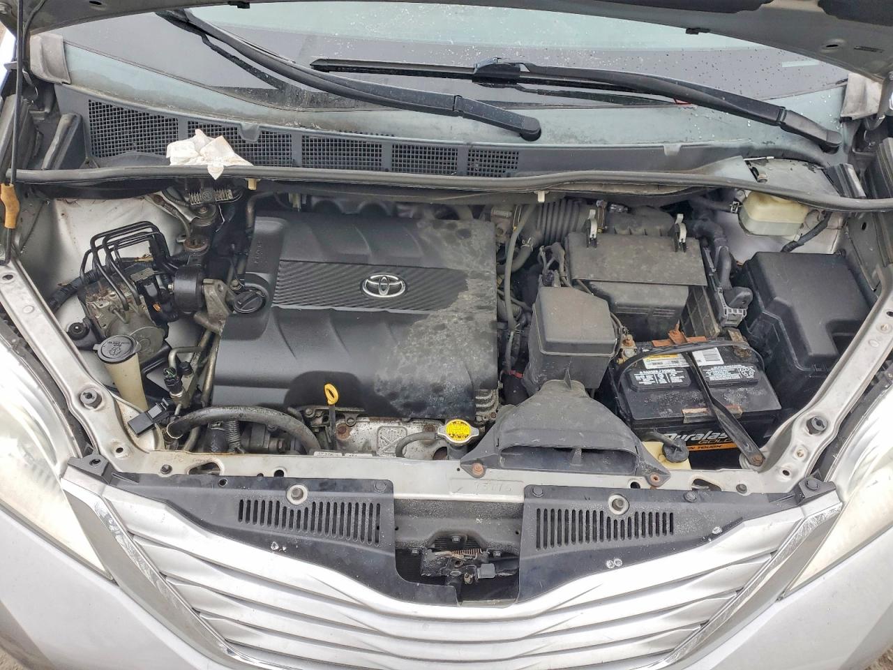 2015 Toyota Sienna Le Серый vin: 5TDJK3DC9FS094888