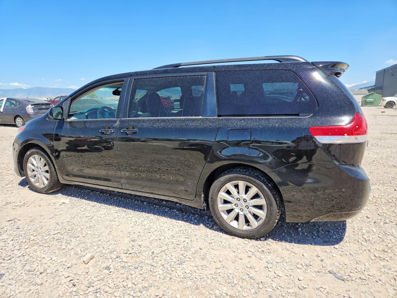 2012 Toyota Sienna Le Black vin: 5TDJK3DCXCS040740