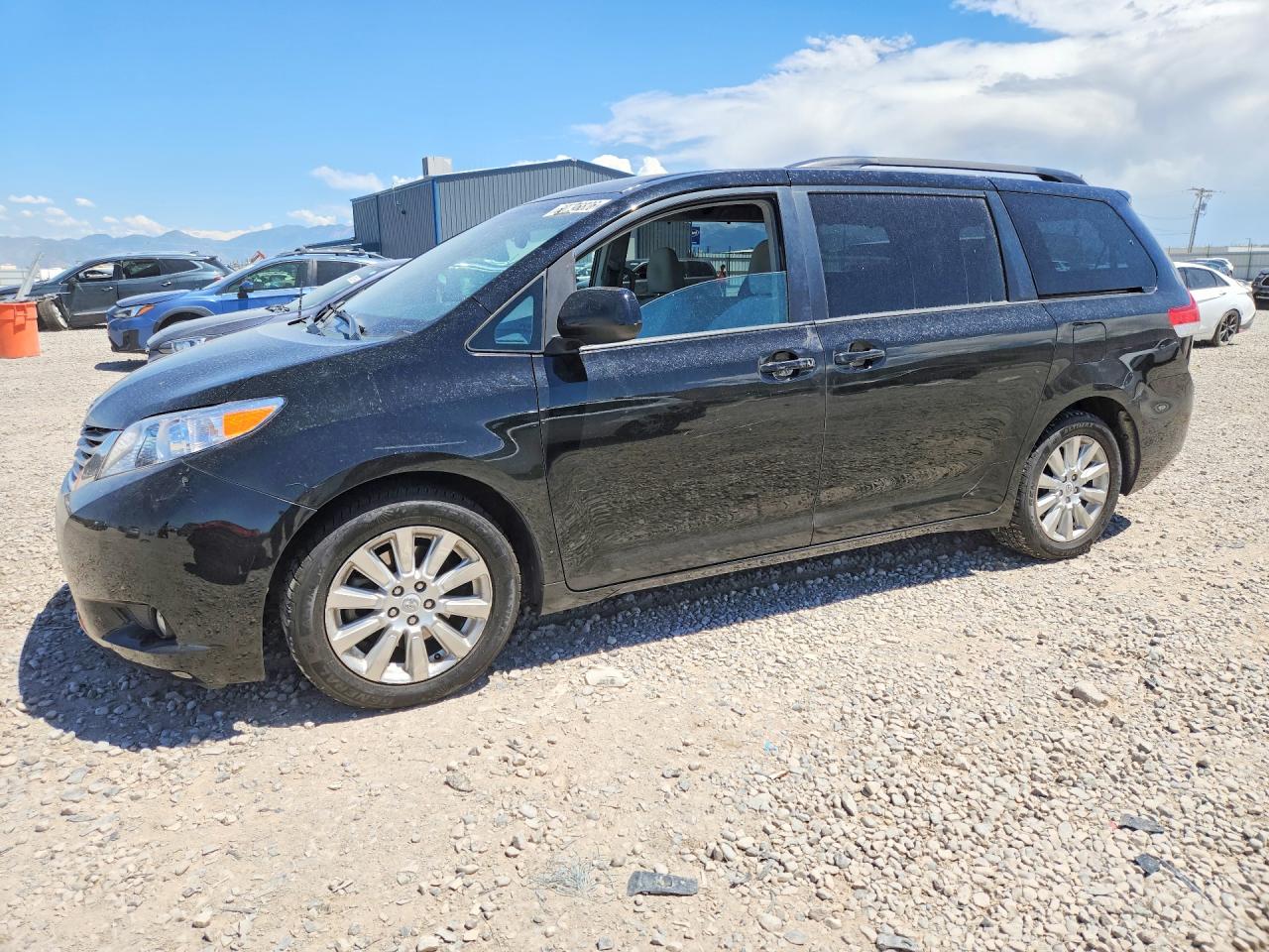 2012 Toyota Sienna Le Black vin: 5TDJK3DCXCS040740