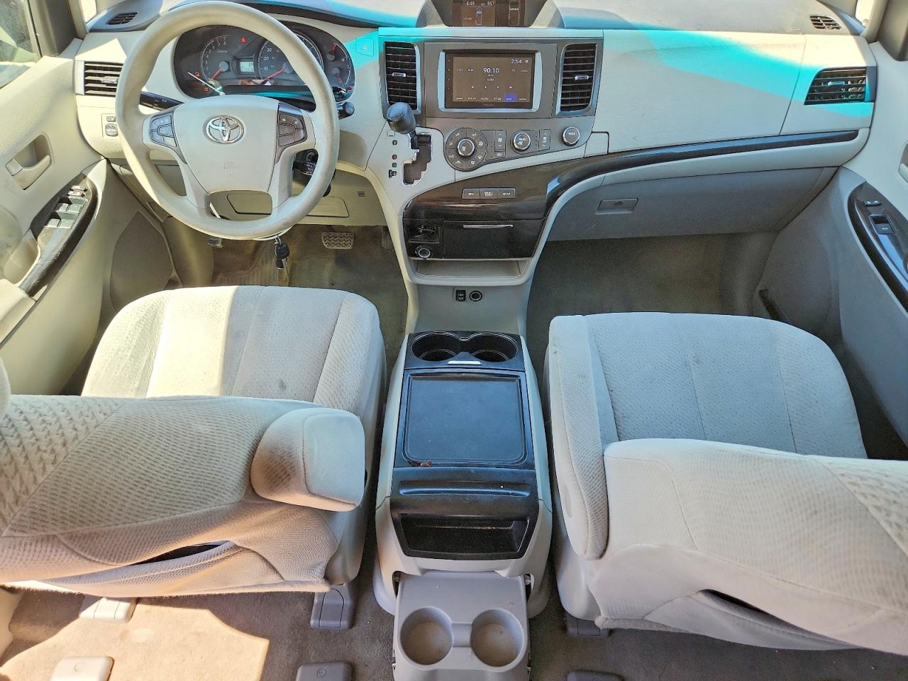 2012 Toyota Sienna Le Black vin: 5TDJK3DCXCS040740
