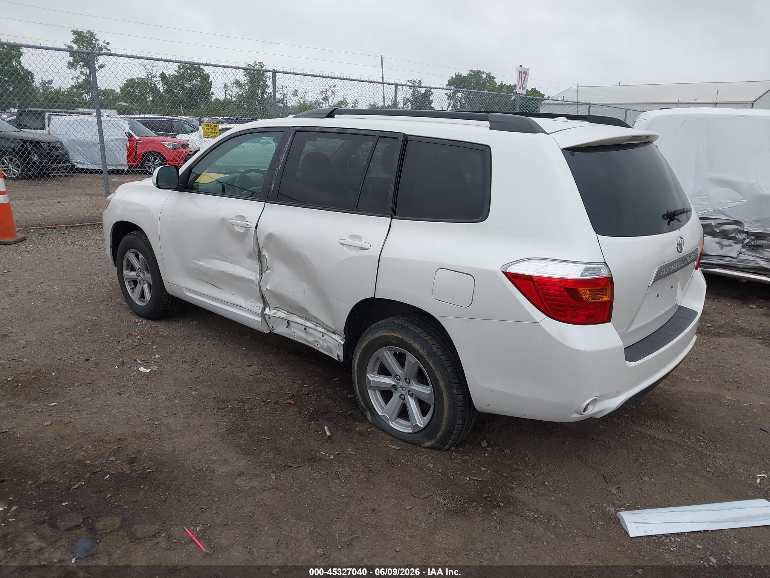 2010 Toyota Highlander Se V6 White vin: 5TDJK3EH1AS010470