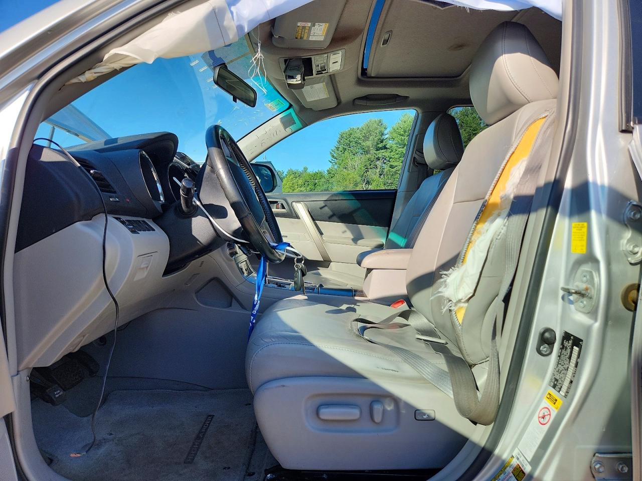 2010 Toyota Highlander Se Silver vin: 5TDJK3EH1AS012607