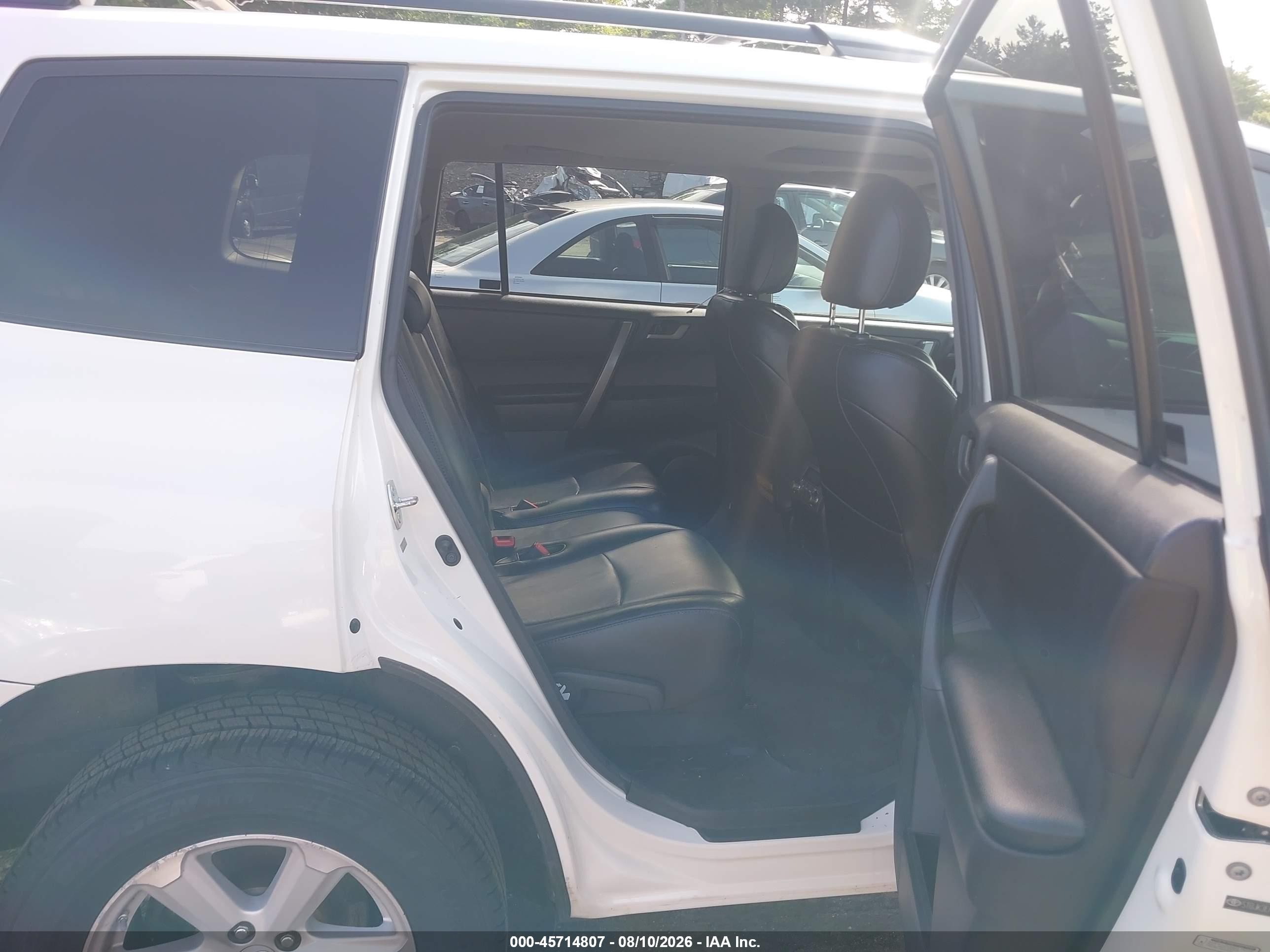 2010 Toyota Highlander Se V6 Белый vin: 5TDJK3EH1AS039208