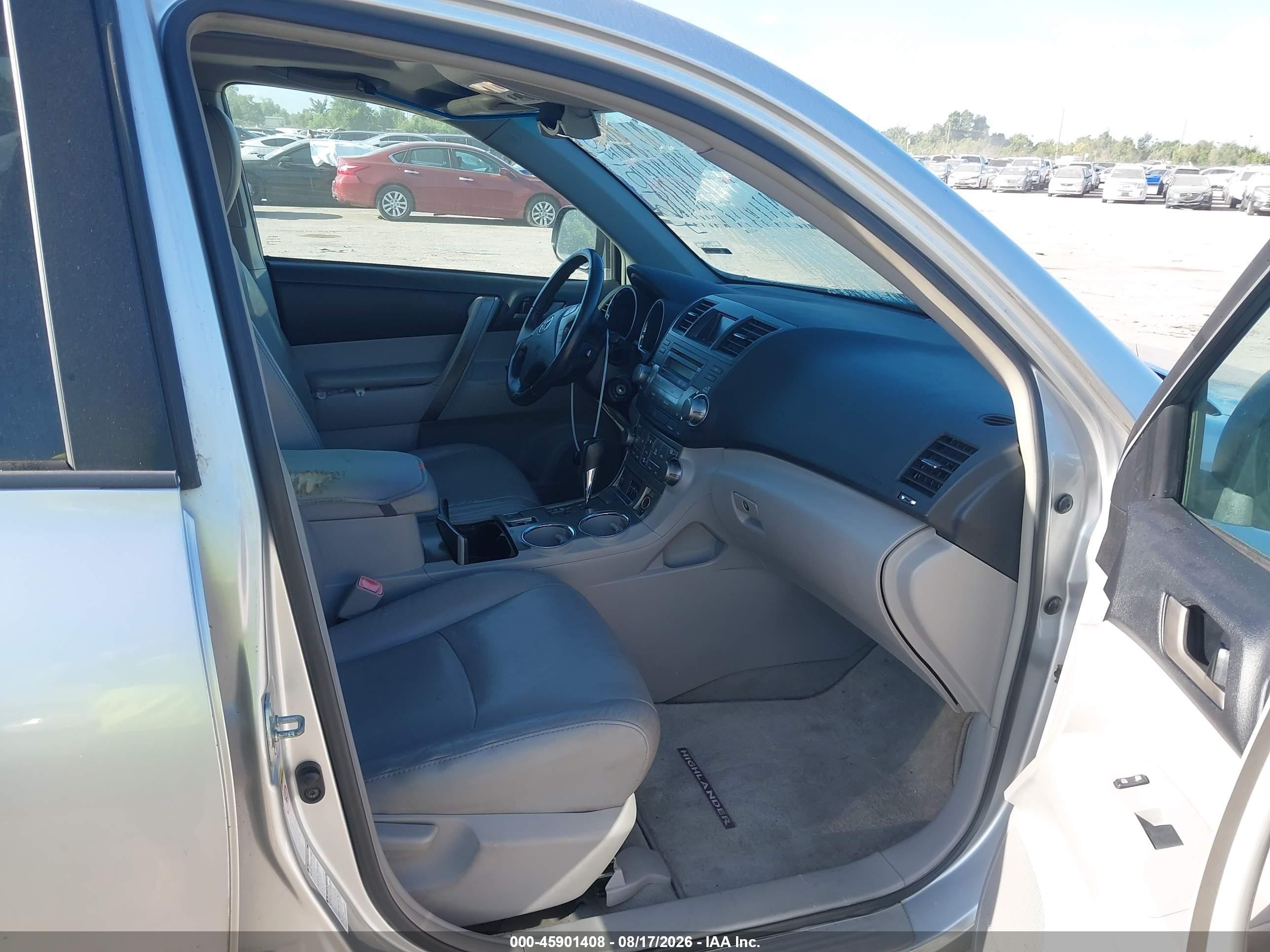 2010 Toyota Highlander Se V6 Серебряный vin: 5TDJK3EH4AS014139