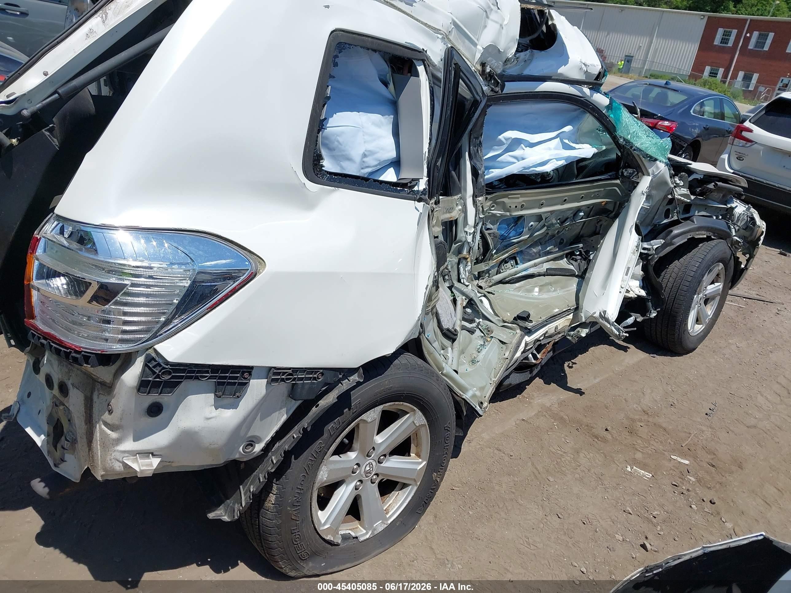 2010 Toyota Highlander Se V6 Белый vin: 5TDJK3EH5AS032794
