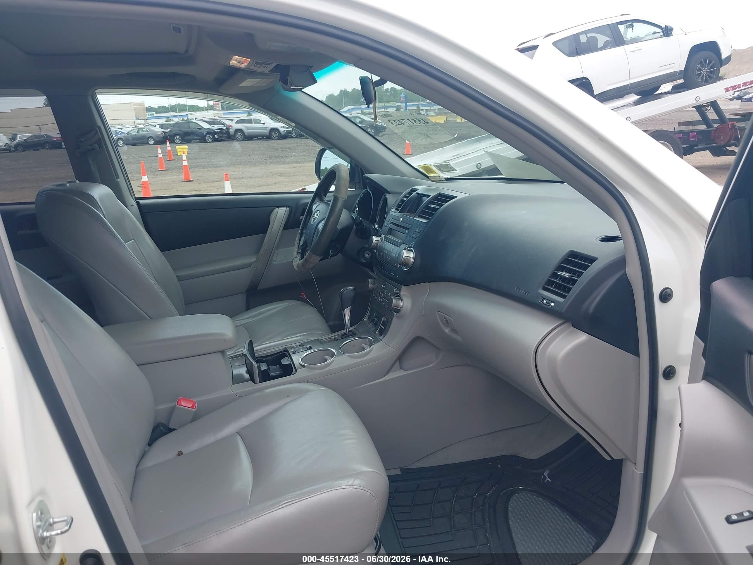 2010 Toyota Highlander Se V6 White vin: 5TDJK3EH5AS035954