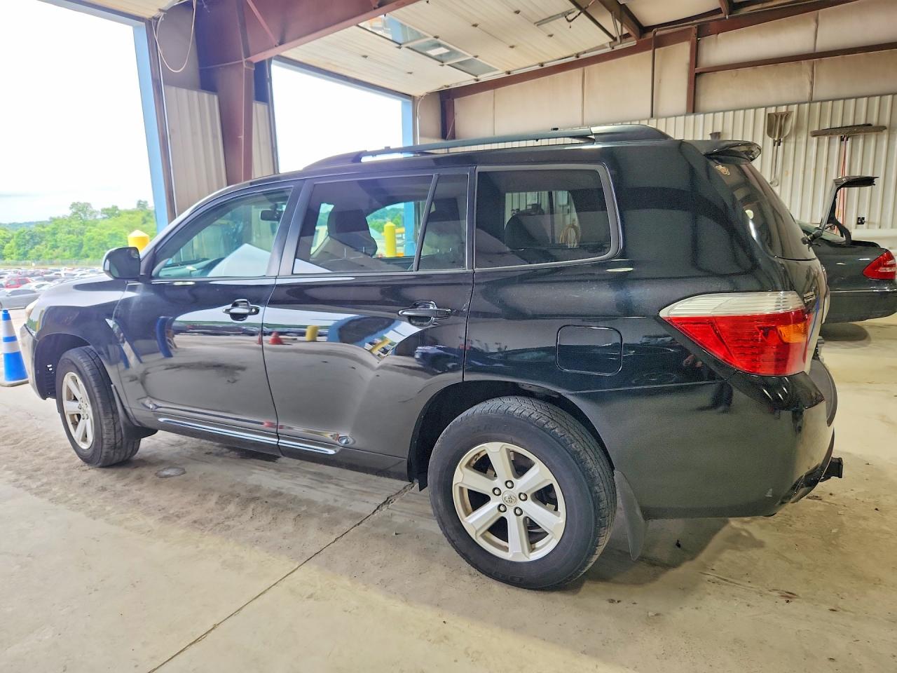 2010 Toyota Highlander Se Black vin: 5TDJK3EH6AS011050