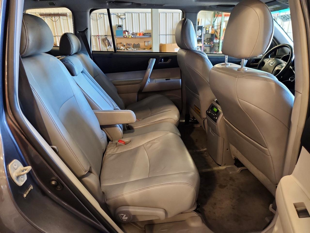 2010 Toyota Highlander Se Gray vin: 5TDJK3EH8AS014516