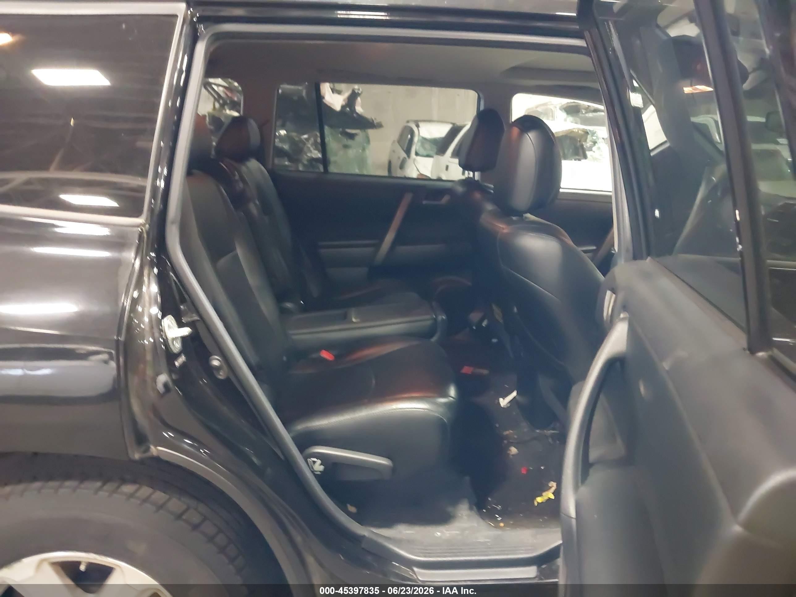 2010 Toyota Highlander Se V6 Black vin: 5TDJK3EH8AS030098