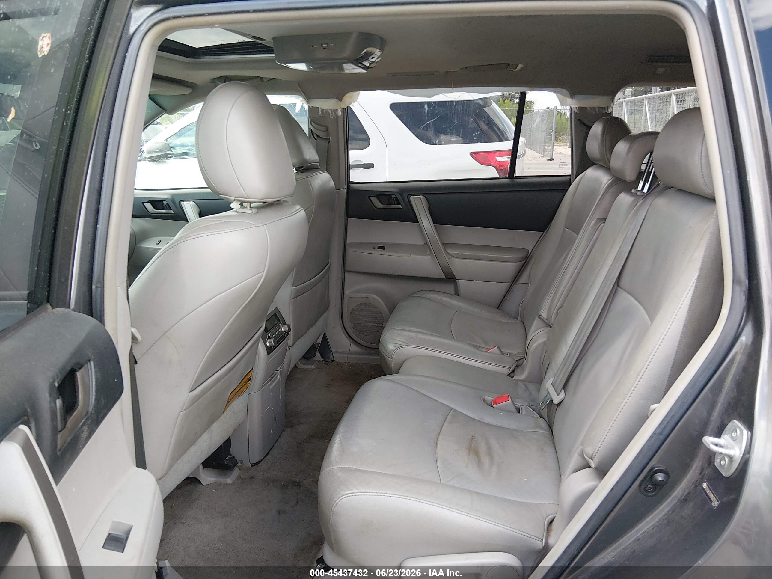 2010 Toyota Highlander Se V6 Серый vin: 5TDJK3EH9AS025346