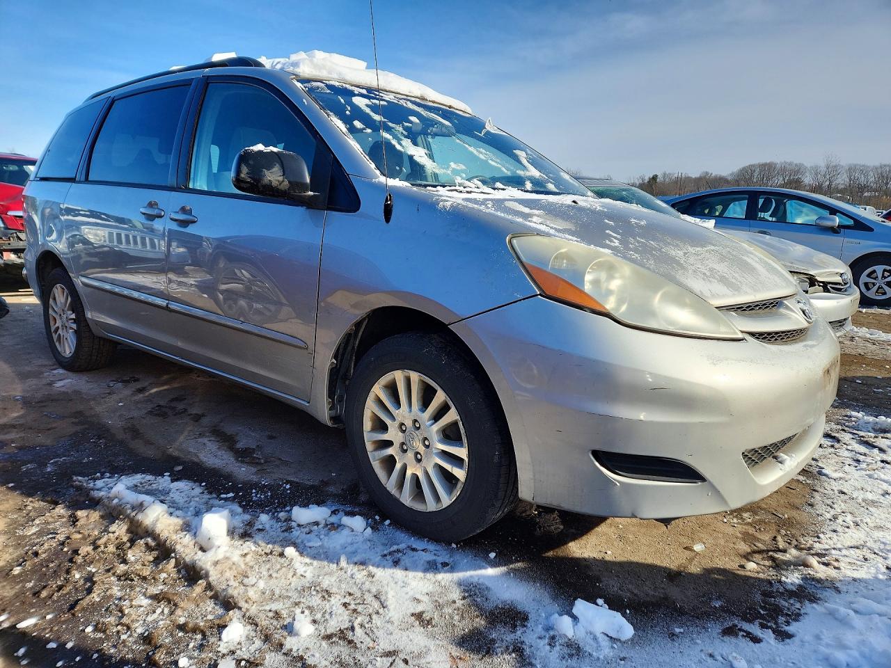 2010 Toyota Sienna Le Gray vin: 5TDJK4CC0AS028200
