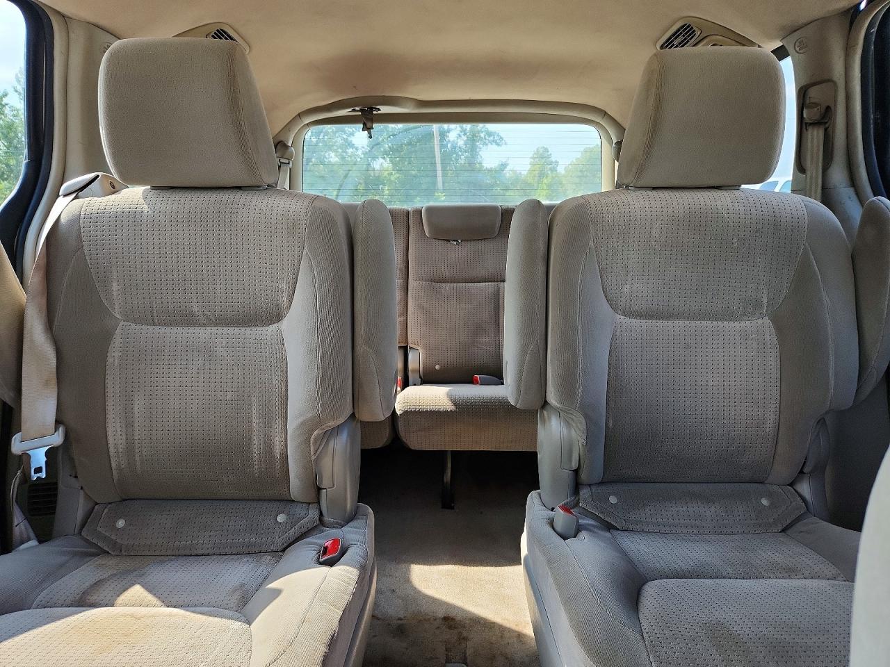 2010 Toyota Sienna Le Tan vin: 5TDJK4CC4AS033920