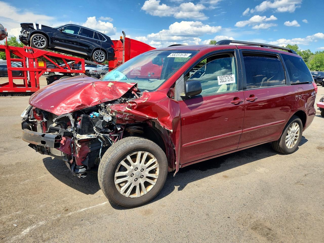 2010 Toyota Sienna Le Красный vin: 5TDJK4CC5AS029522