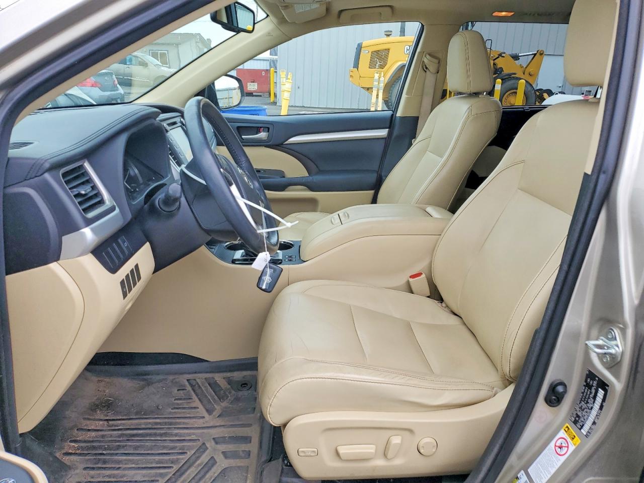 2015 Toyota Highlander Xle Gold vin: 5TDJKRFH0FS083130