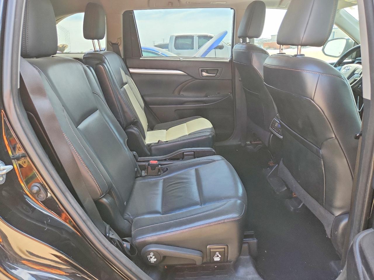 2015 Toyota Highlander Xle Черный vin: 5TDJKRFH0FS108897