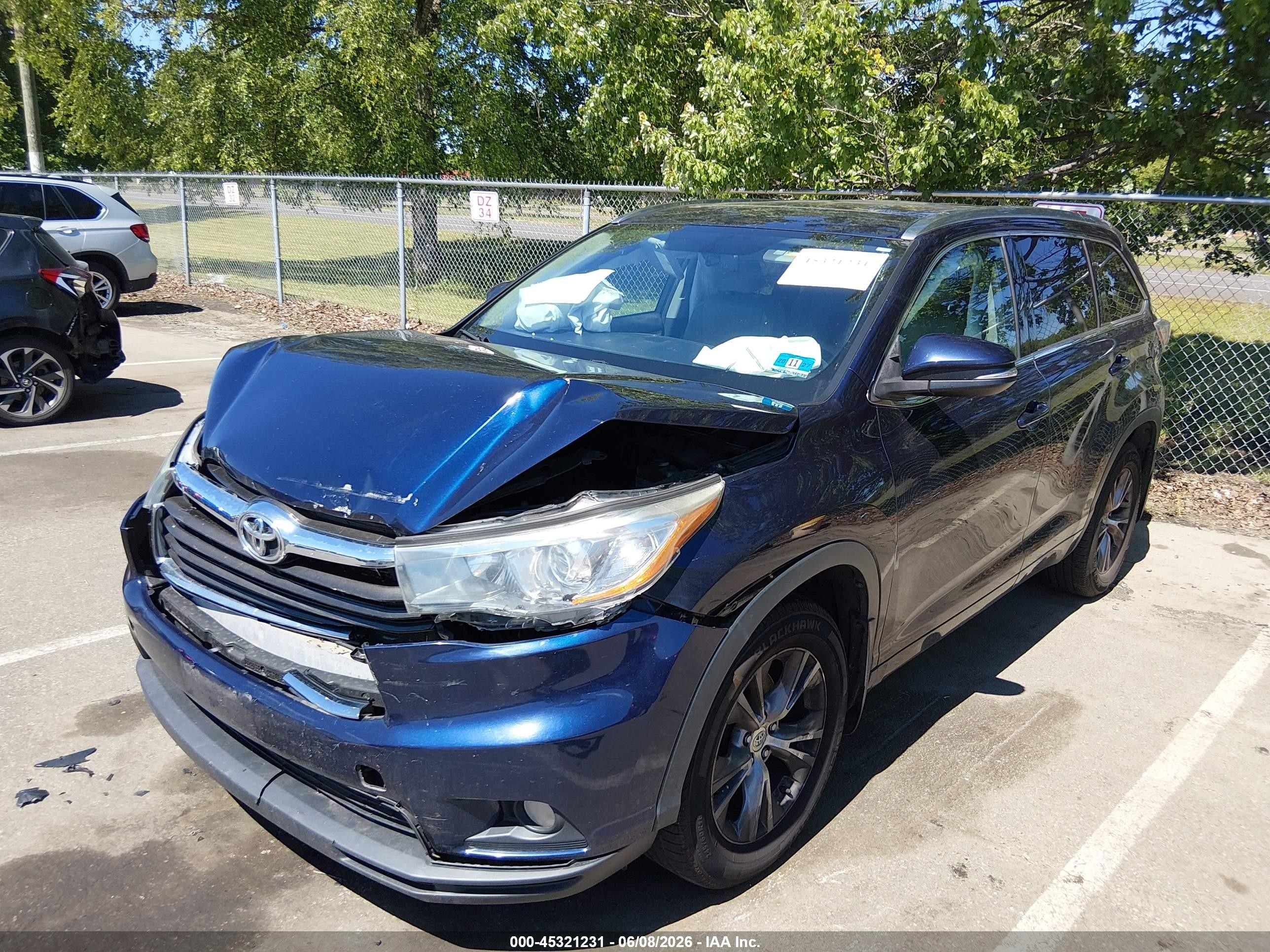 2015 Toyota Highlander Xle V6 Blue vin: 5TDJKRFH0FS166573