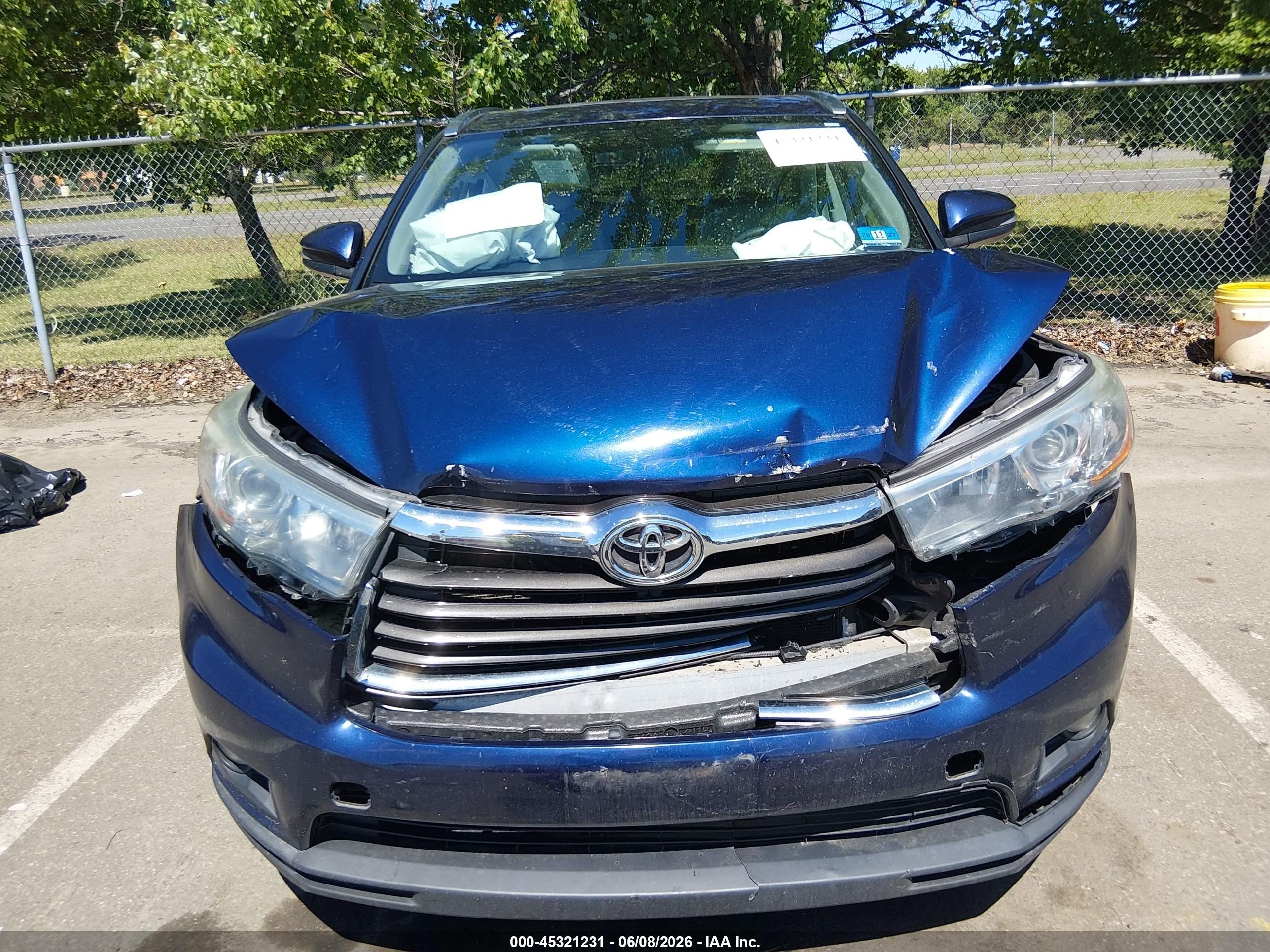 2015 Toyota Highlander Xle V6 Blue vin: 5TDJKRFH0FS166573
