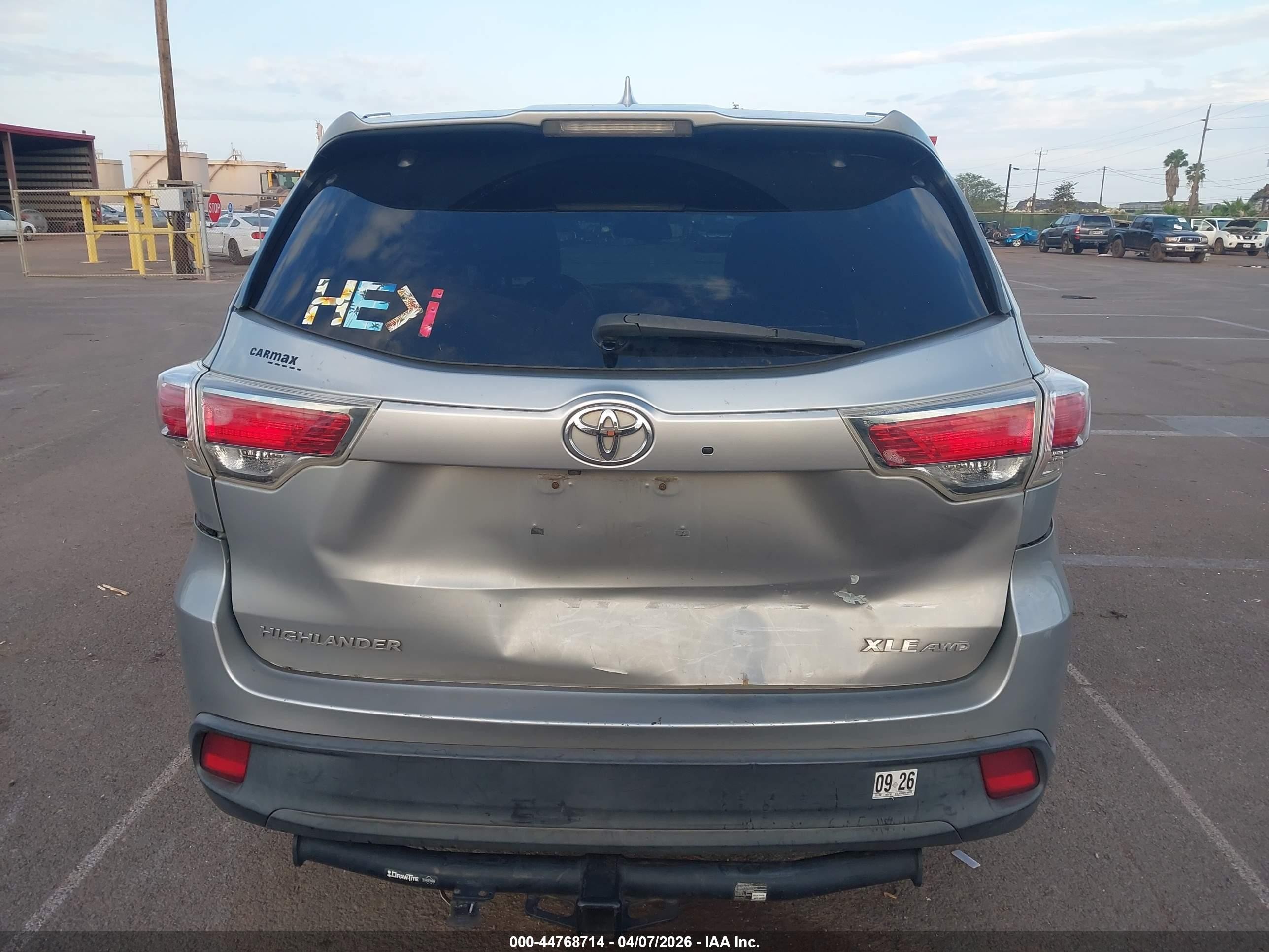 2015 Toyota Highlander Xle V6 Silver vin: 5TDJKRFH0FS186919