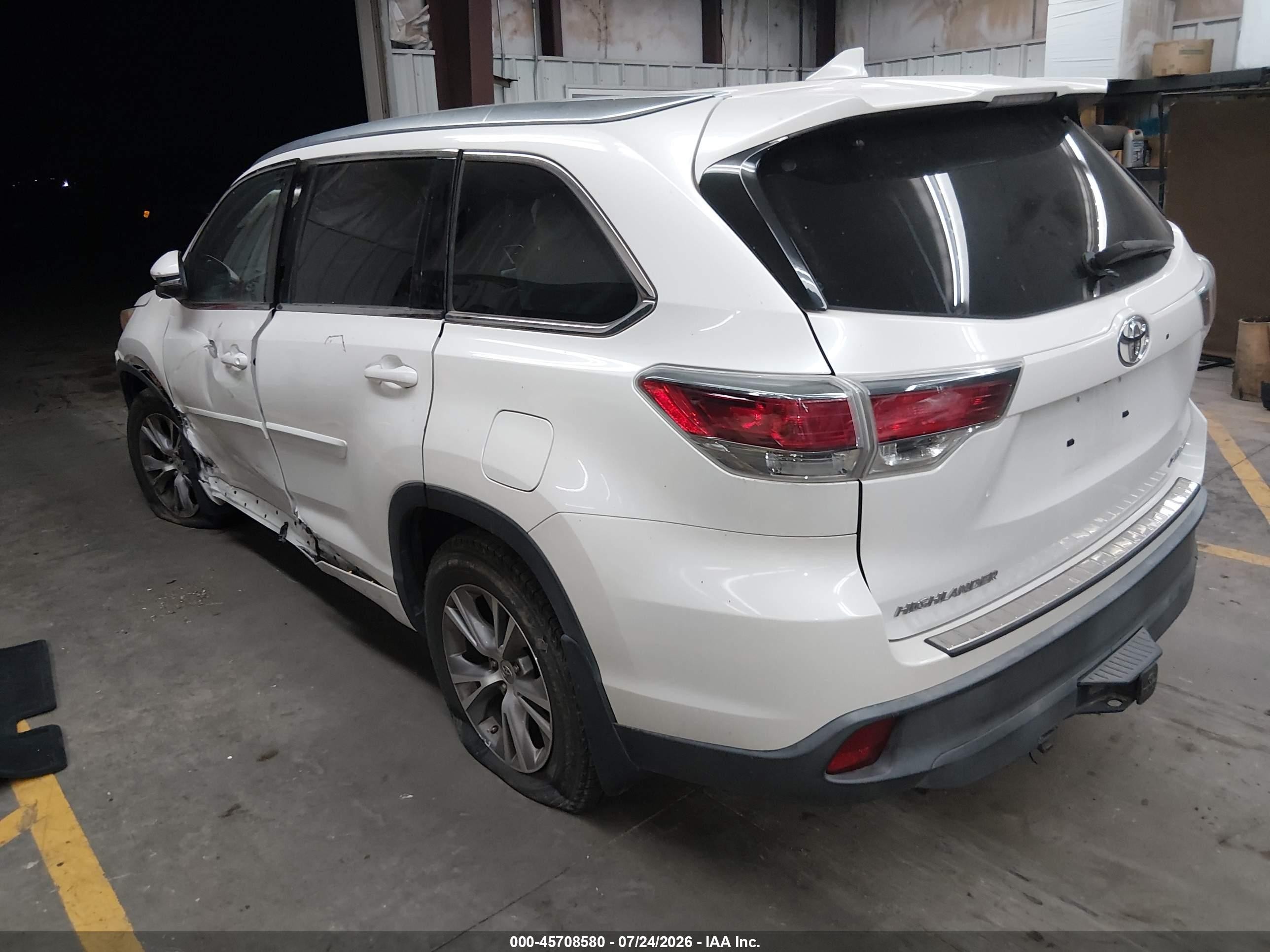 2015 Toyota Highlander Xle V6 Белый vin: 5TDJKRFH0FS195443