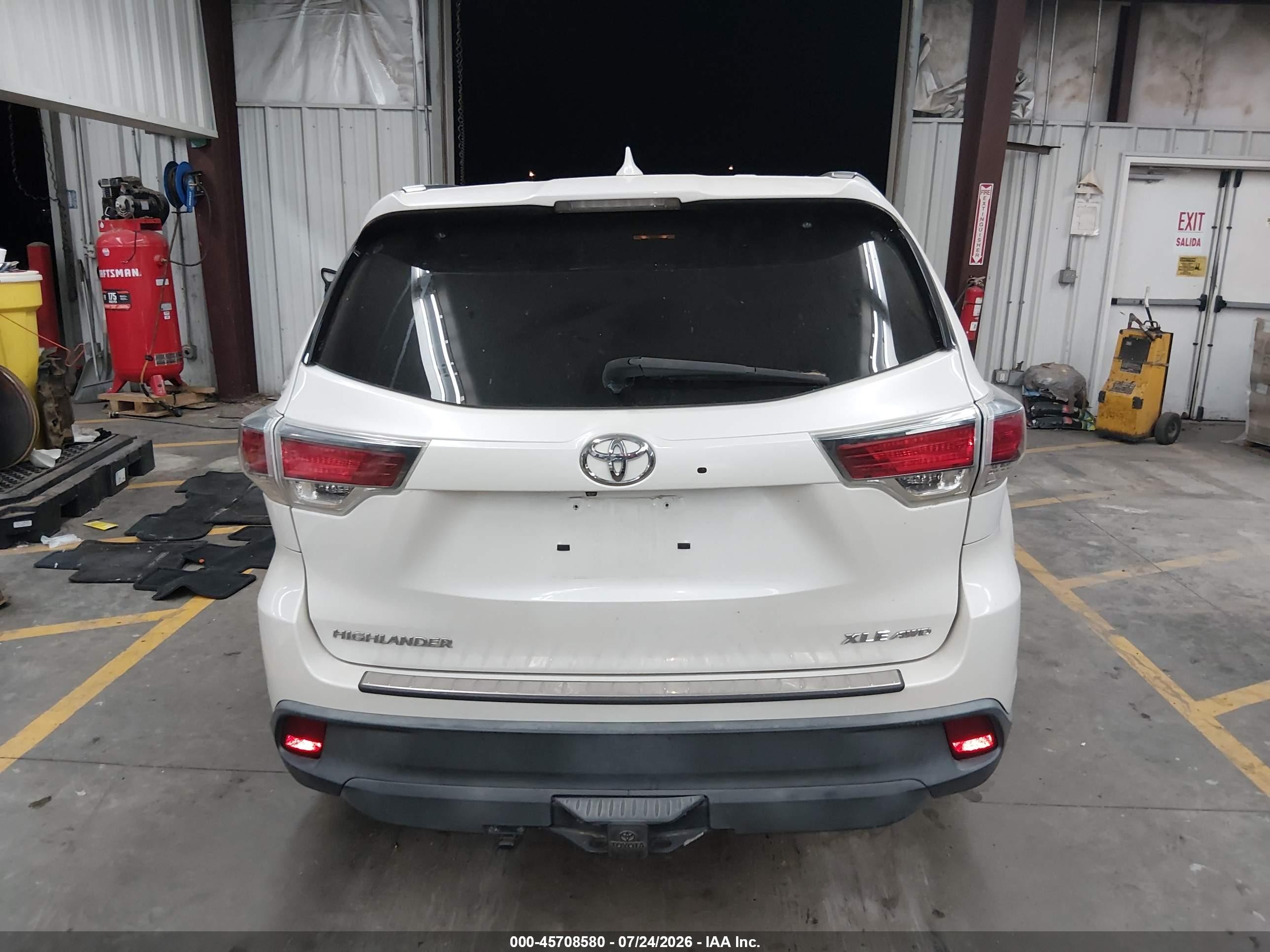 2015 Toyota Highlander Xle V6 Белый vin: 5TDJKRFH0FS195443