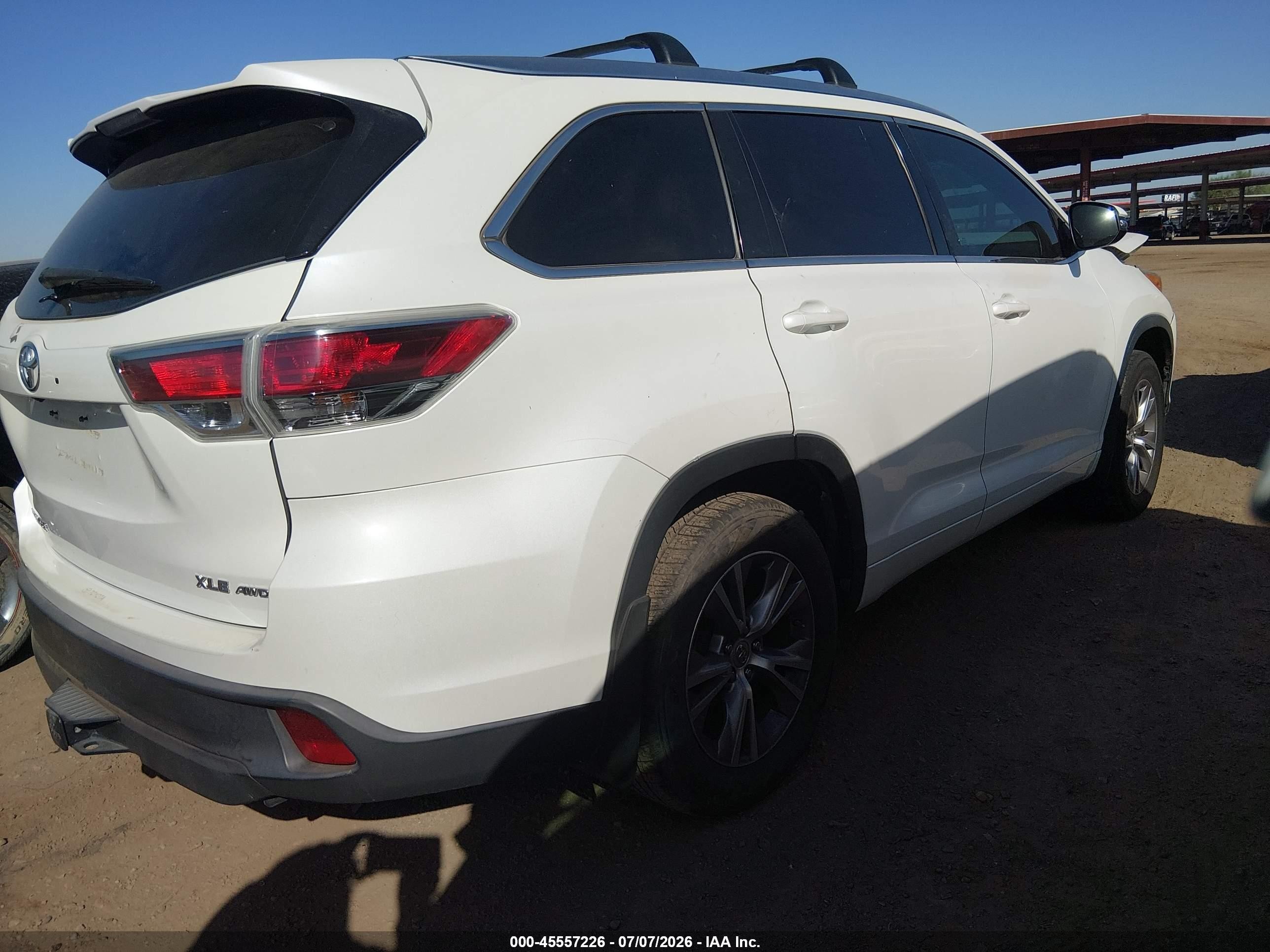 2015 Toyota Highlander Xle V6 White vin: 5TDJKRFH0FS196298