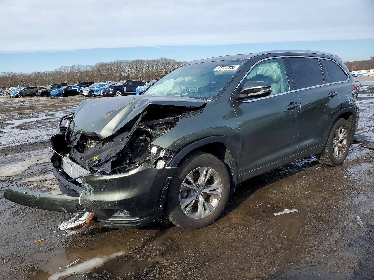 2015 Toyota Highlander Xle Green vin: 5TDJKRFH0FS200656
