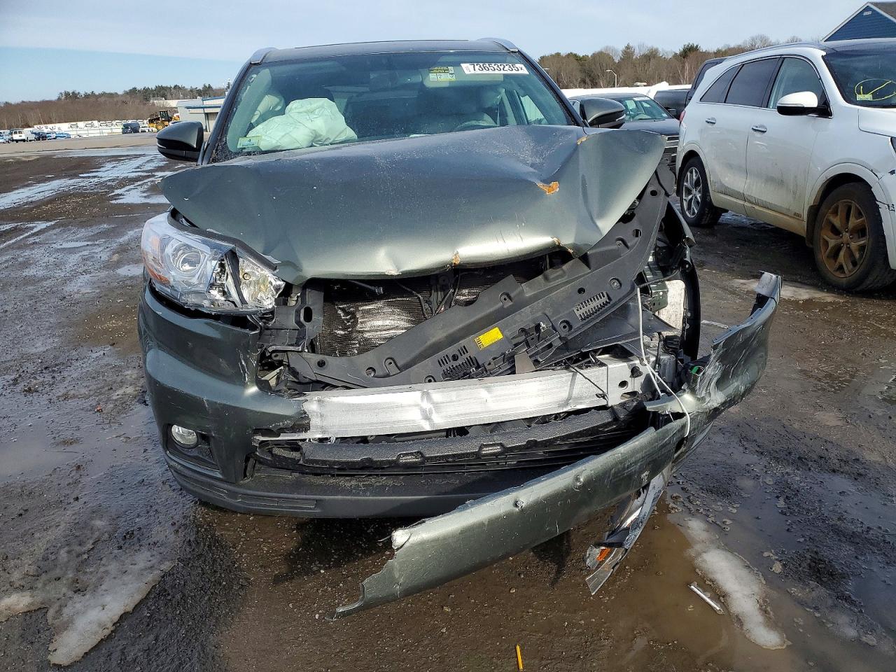 2015 Toyota Highlander Xle Green vin: 5TDJKRFH0FS200656
