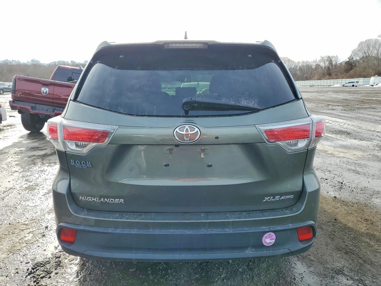 2015 Toyota Highlander Xle Green vin: 5TDJKRFH0FS200656