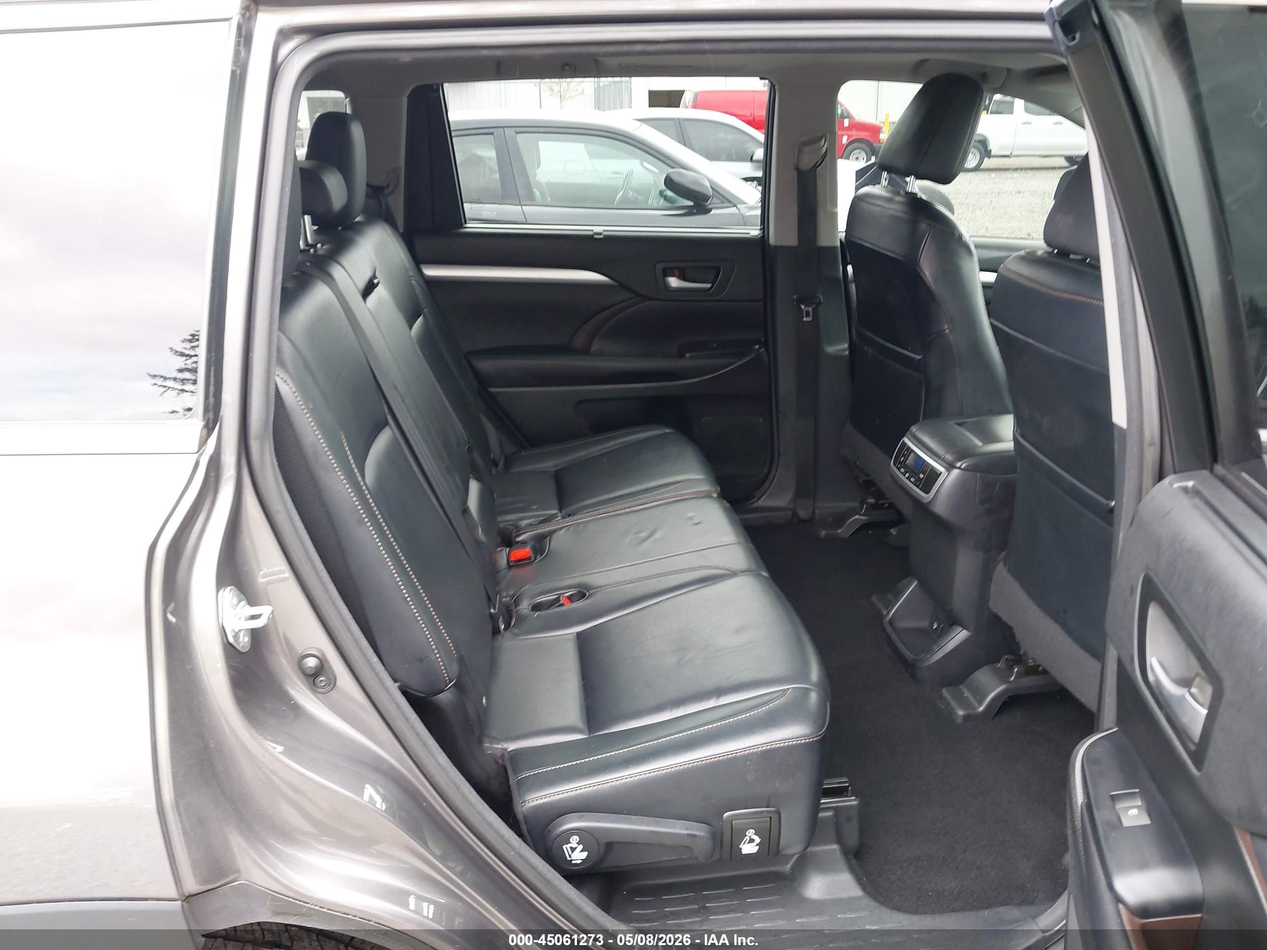 2015 Toyota Highlander Xle V6 Серый vin: 5TDJKRFH0FS210992