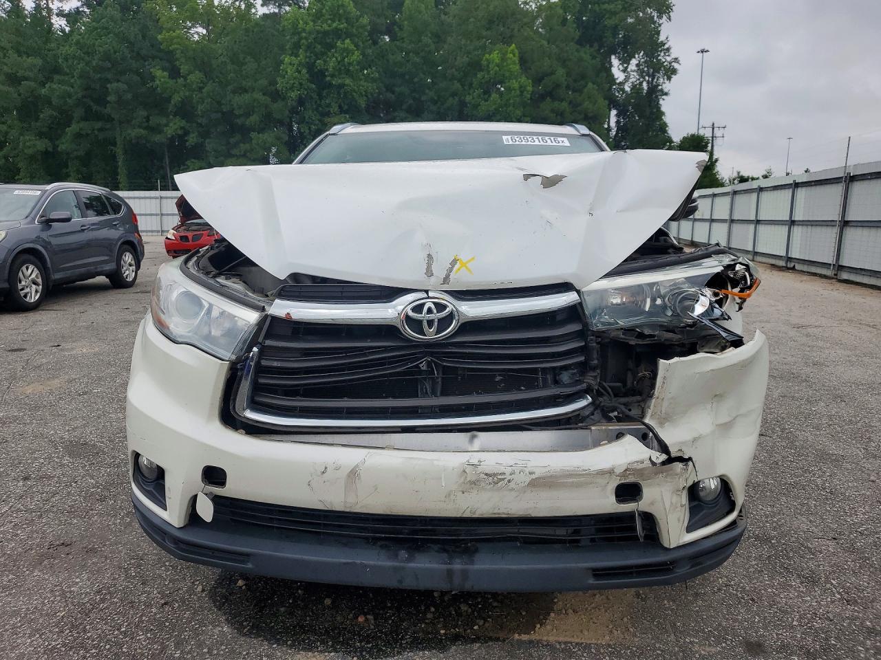 2015 Toyota Highlander Xle White vin: 5TDJKRFH1FS096940