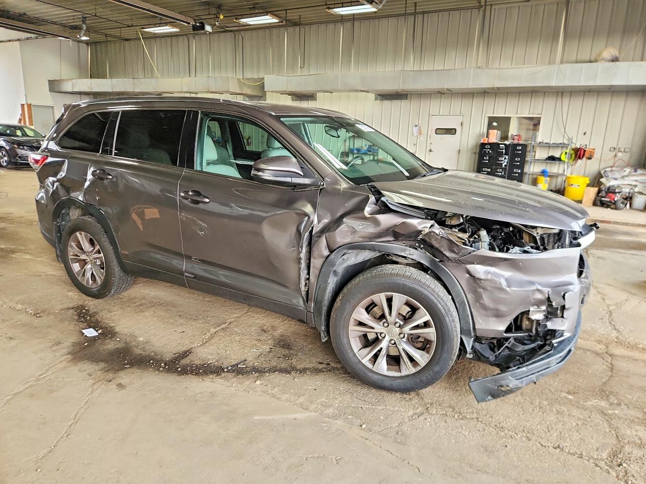 2015 Toyota Highlander Xle Gray vin: 5TDJKRFH1FS147675