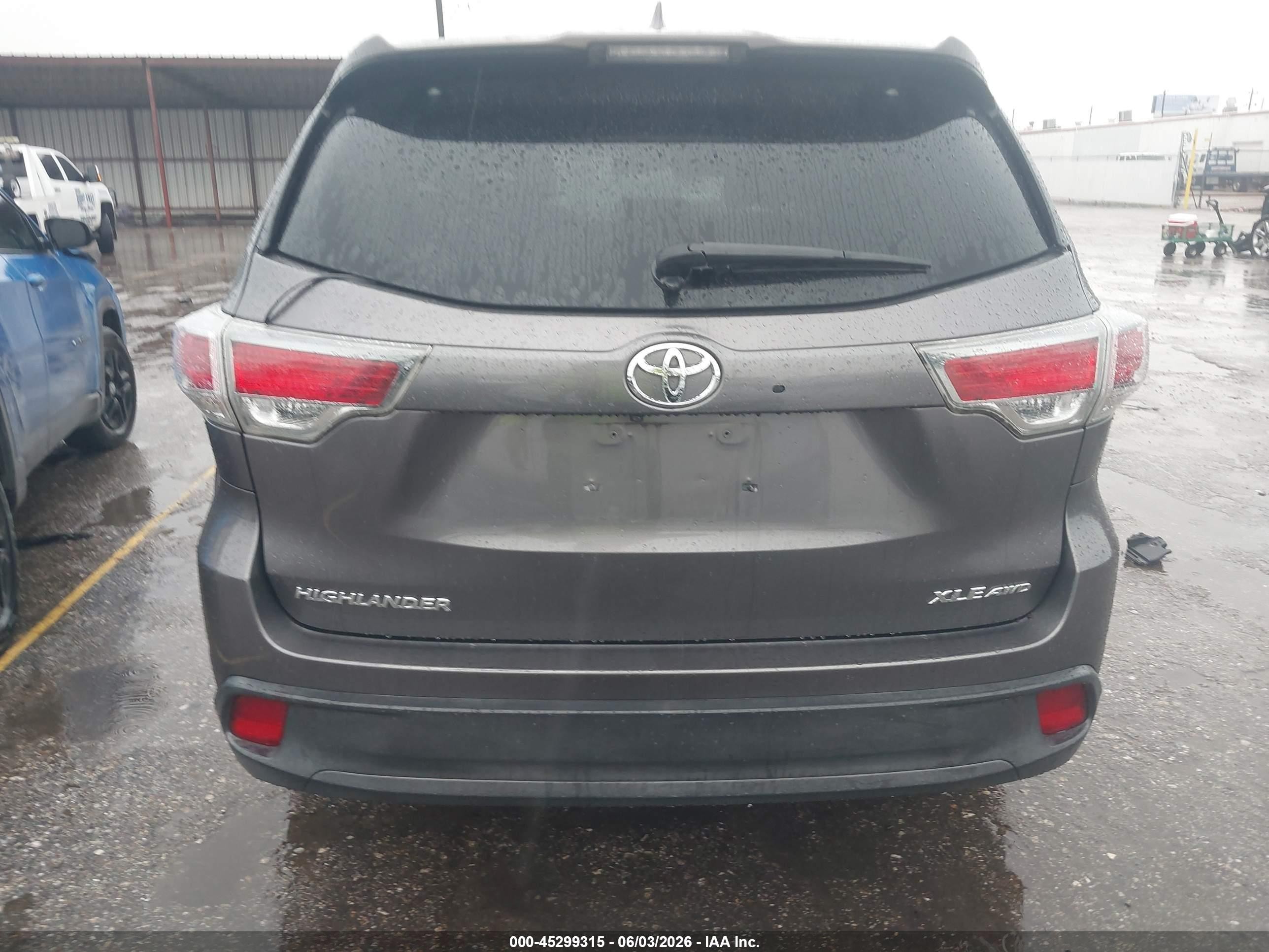 2015 Toyota Highlander Xle V6 Gray vin: 5TDJKRFH1FS150849