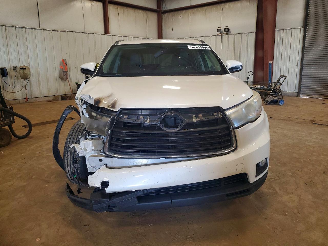 2015 Toyota Highlander Xle White vin: 5TDJKRFH1FS196584