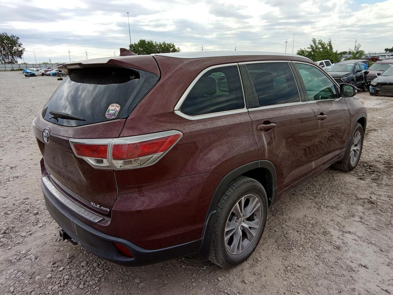 2014 Toyota Highlander Xle Burgundy vin: 5TDJKRFH2ES019959