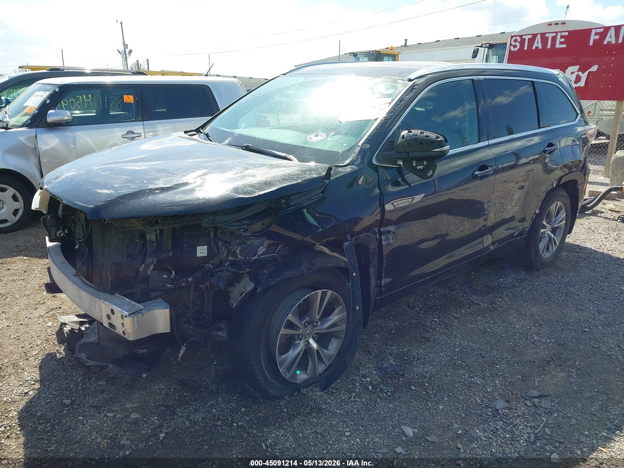 2015 Toyota Highlander Xle V6 Черный vin: 5TDJKRFH2FS112269