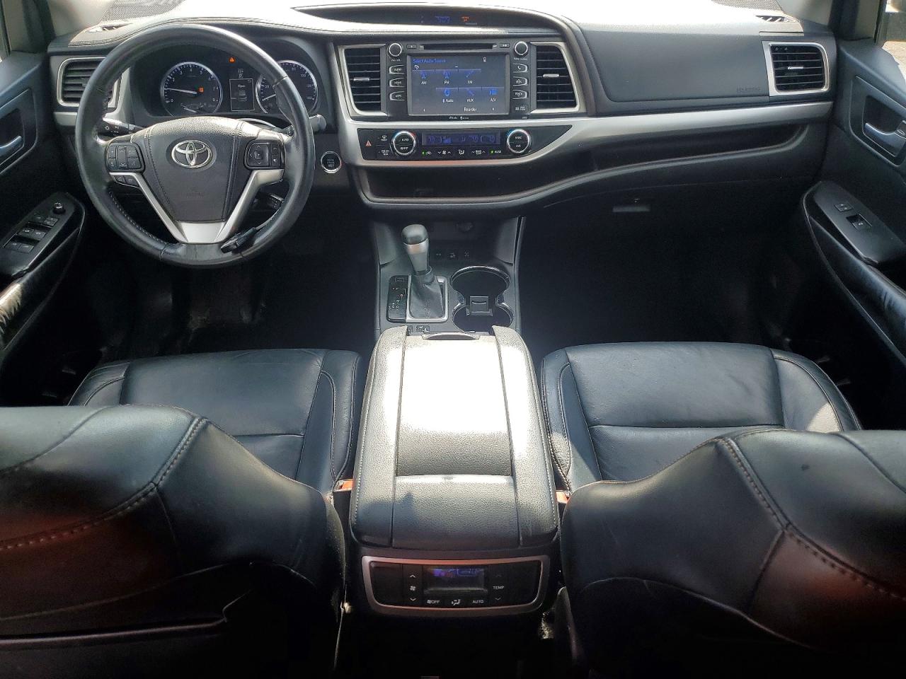 2015 Toyota Highlander Xle Угольный vin: 5TDJKRFH2FS131937